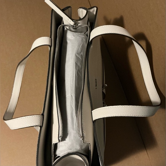 DKNY Cream Tote with Silver Accents new - Picture 11 of 11